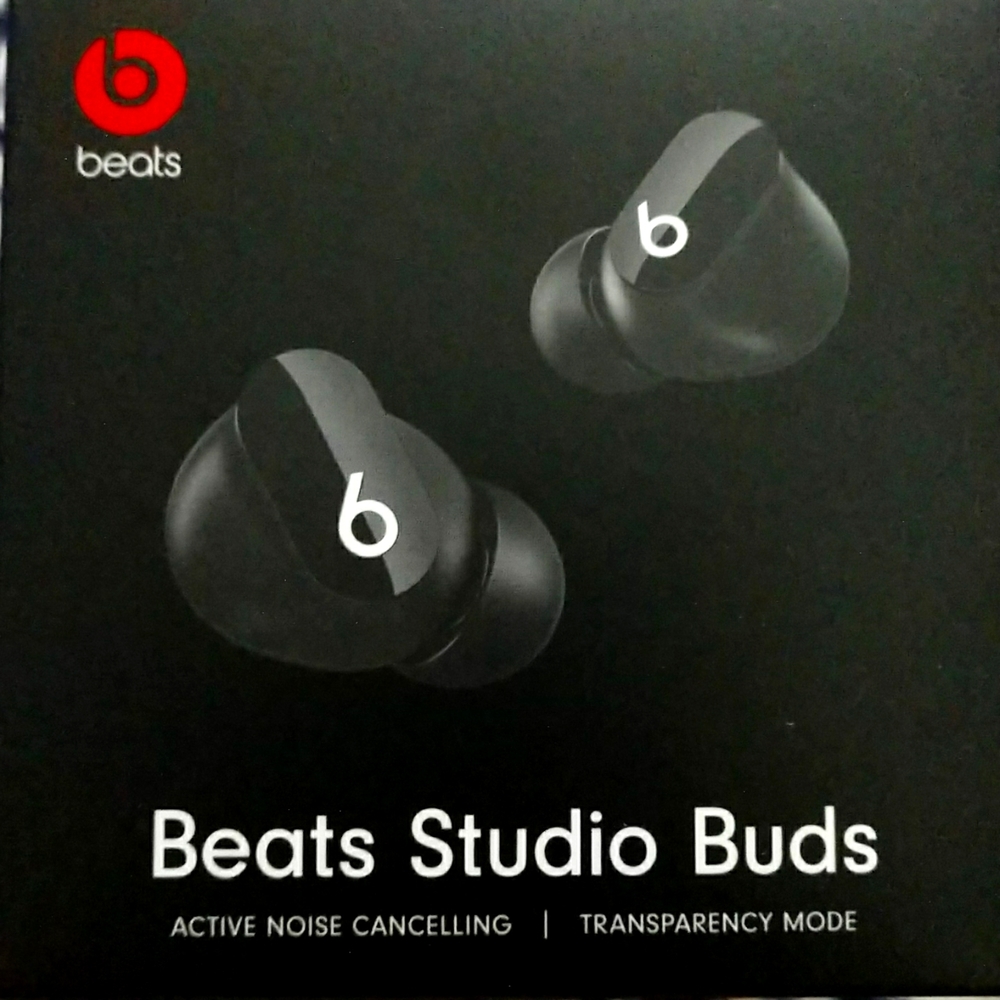 Beats Studio Buds